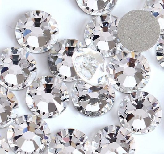 Broušené kamínky typu Swarowski 1440 ks CRYSTAL SS6 2 mm