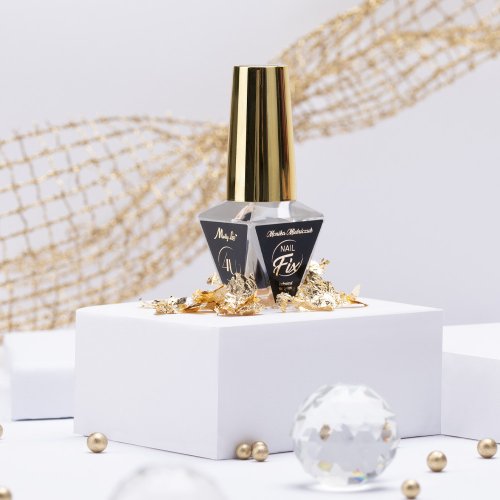 Lak na nehty Nail Fix by Monika Mielniczuk MollyLac 10 ml